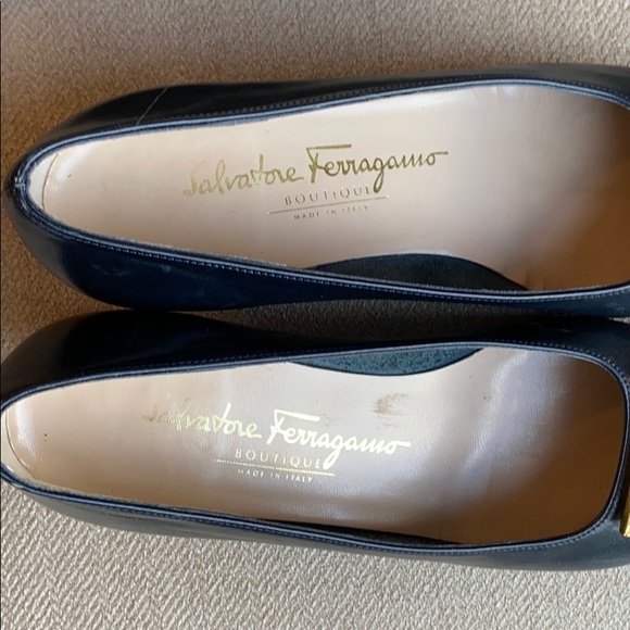 🌟Salvatore Ferragamo Pumps🌟 - Picture 8 of 16
